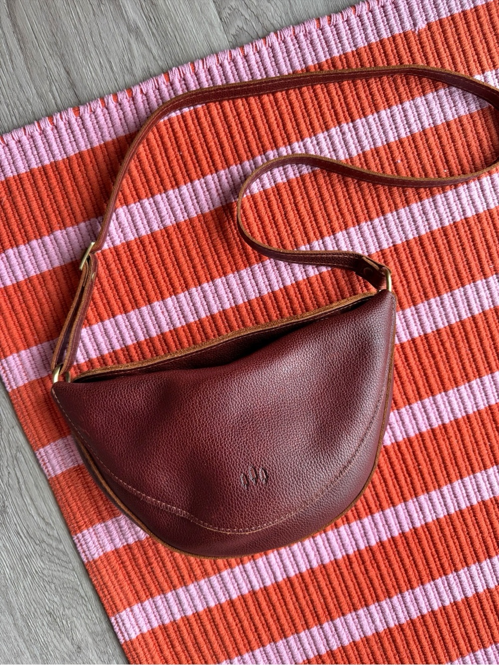 Medium Nutmeg Koala Sling Purse Portland Leather